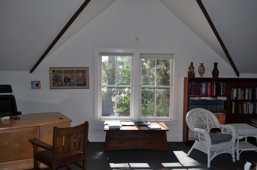 More Photos Of 253-255 S Marengo Ave, Pasadena Office For Sale