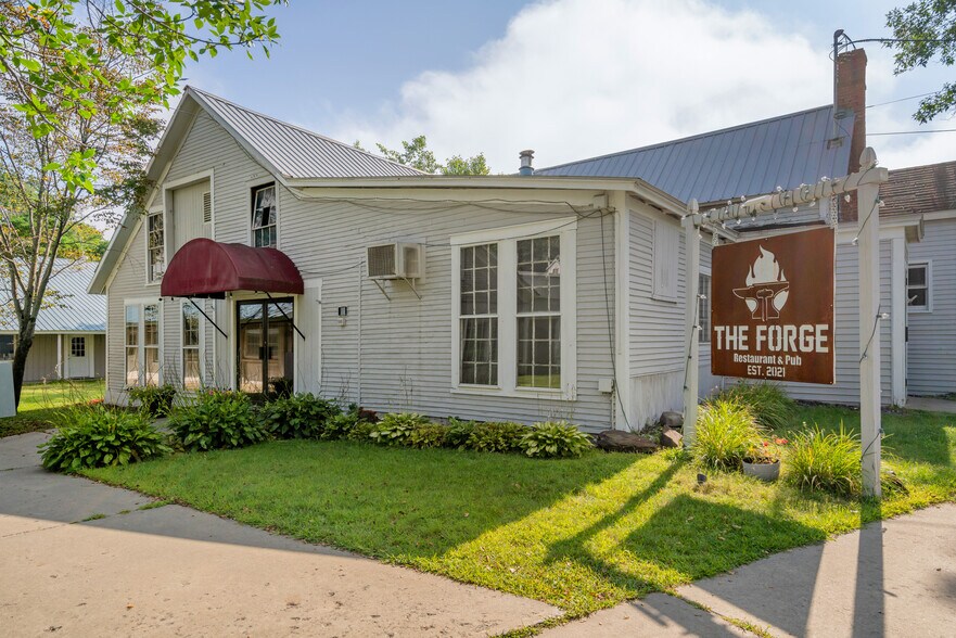 Primary Photo Of 10 Prince St, Randolph Restaurant For Sale