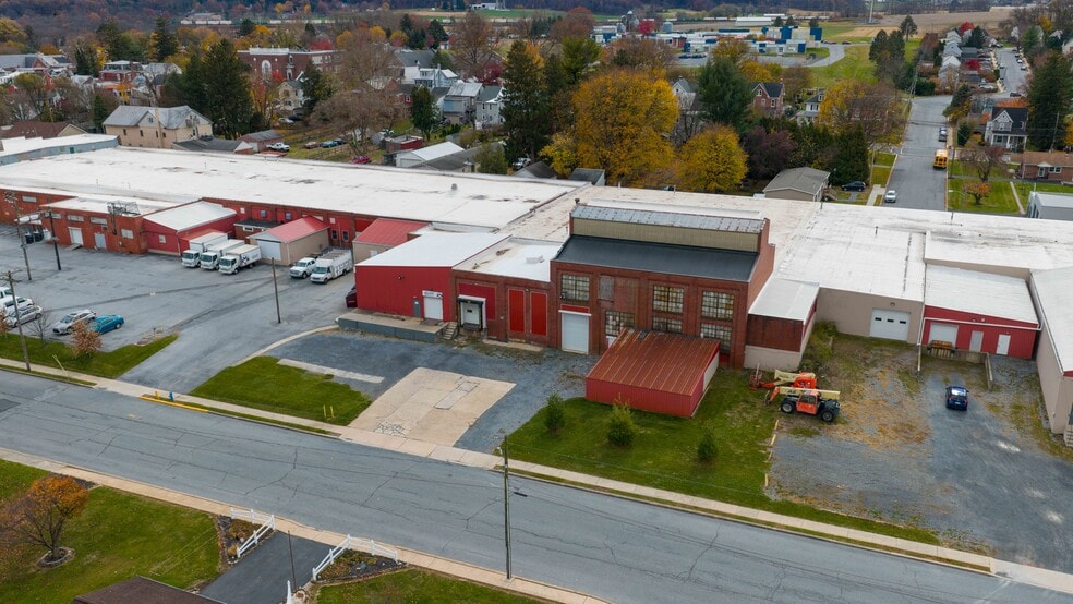 More Photos Of 30 N 3rd St, Womelsdorf Industrial For Sale