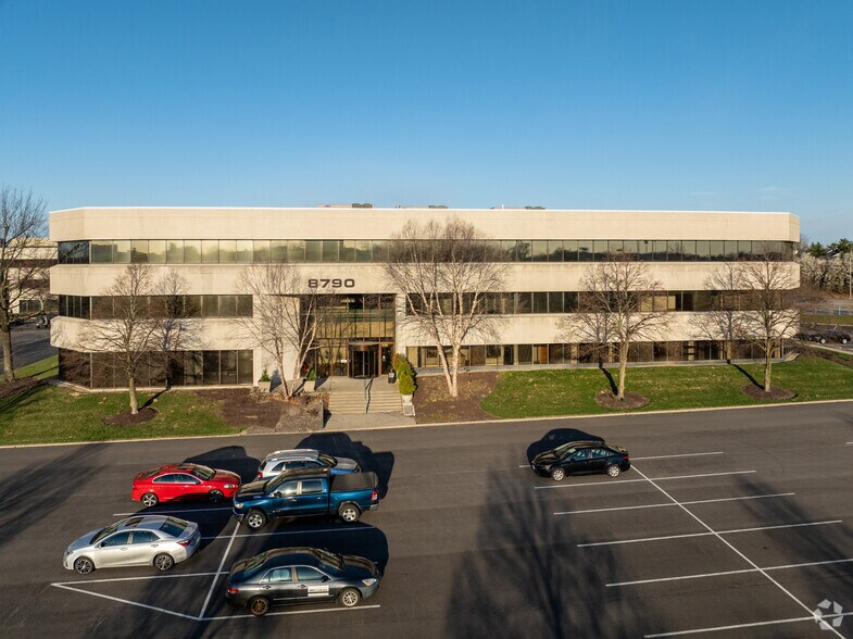 More Photos Of 8790 Governors Hill Dr, Cincinnati Office For Sale