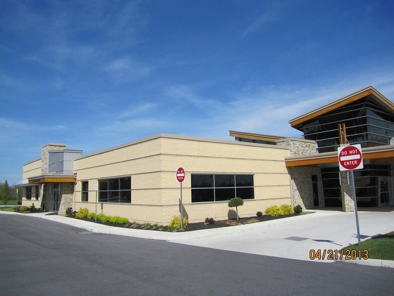 More Photos Of 220 Champion Dr, Hagerstown Medical For Lease