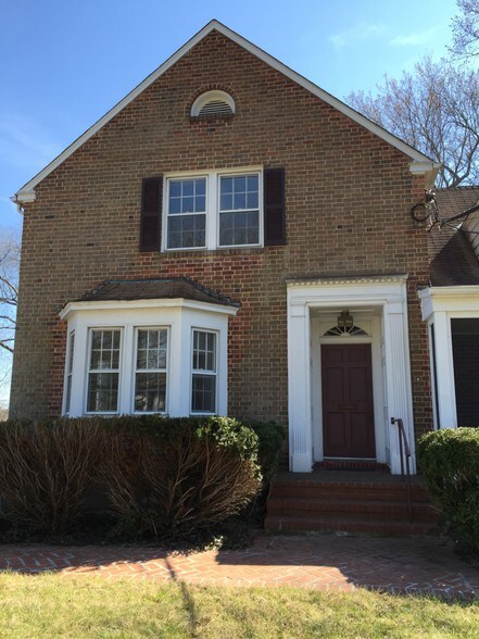 More Photos Of 14507 Main St, Upper Marlboro Office For Sale