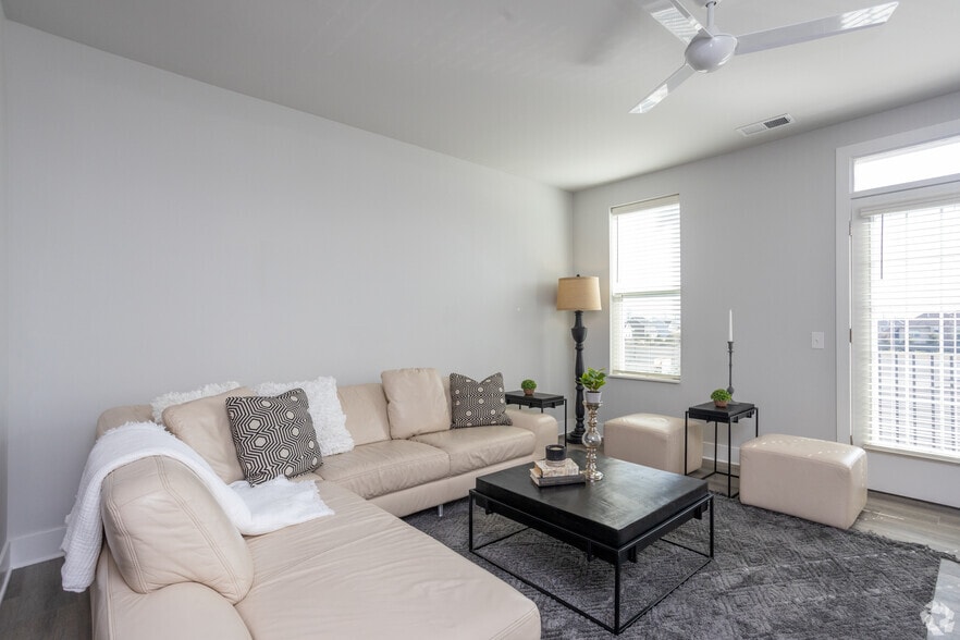More Photos Of 5915 Evans Farm Dr, Lewis Center Apartments For Lease