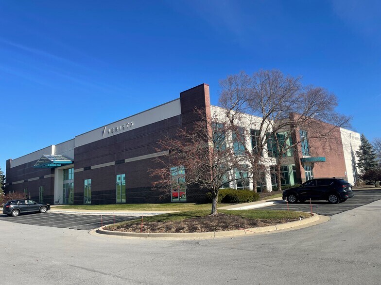 More Photos Of 9100 Fallview Dr, Fishers Office For Sale