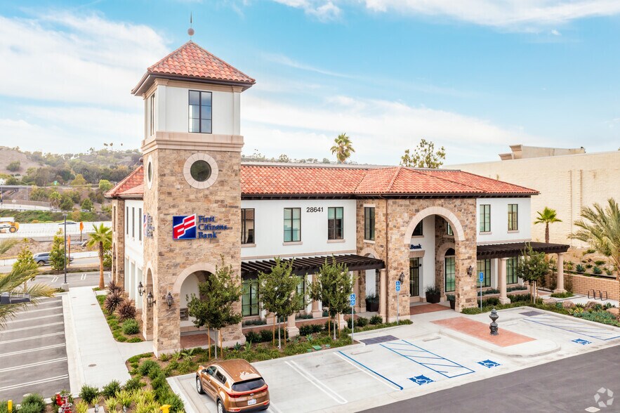 2860128651 Marguerite Pky, Mission Viejo, CA 92692 For Lease