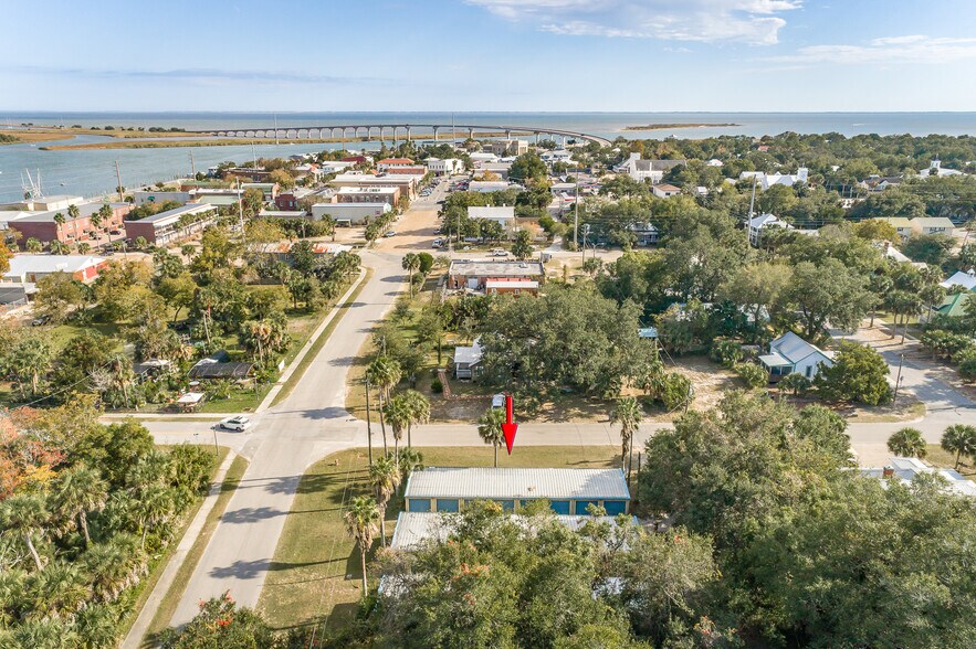 More Photos Of 160 Market St, Apalachicola Self Storage For Sale