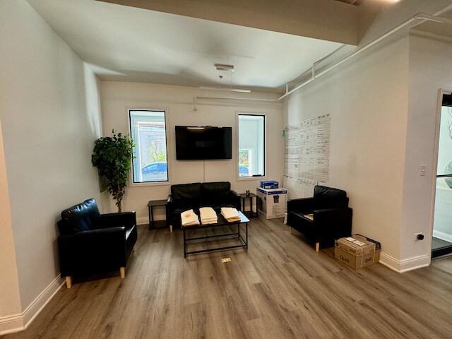 More Photos Of 5117 Main St, Downers Grove Storefront Retail Office For Lease