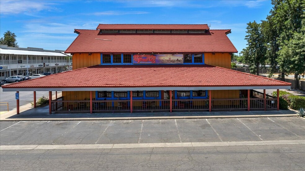 More Photos Of 1458-1468 Clovis Ave, Clovis Unknown For Lease