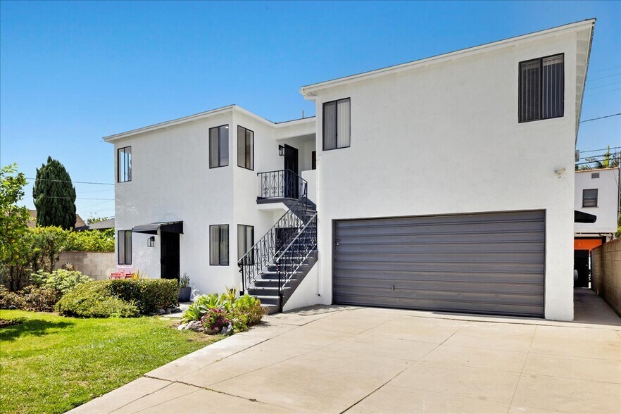 More Photos Of 2218 24th St, Santa Monica Apartments For Sale