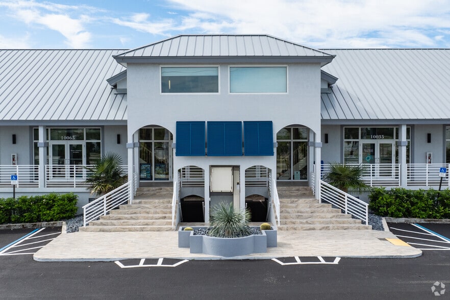 More Photos Of 10005-10095 Overseas Hwy, Marathon Office For Sale