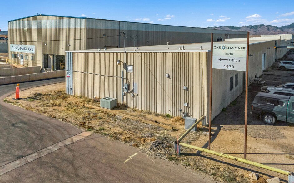 More Photos Of 4430 E Santa Fe Dr, Kingman Industrial For Sale