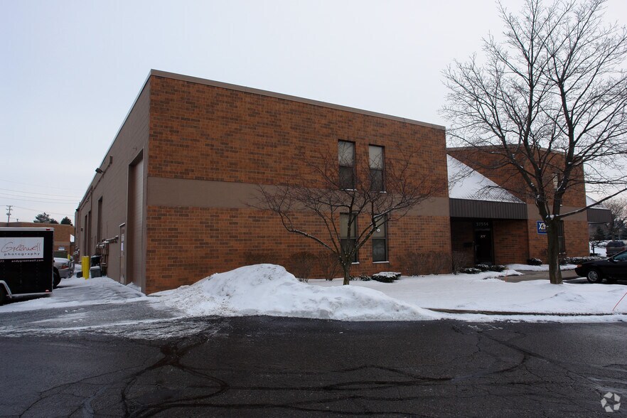 More Photos Of 37550-37570 Hills Tech Dr, Farmington Hills Light Manufacturing For Lease