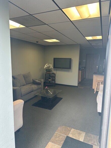 More Photos Of 2898 Montecito Rd, Ramona Airplane Hangar For Sale