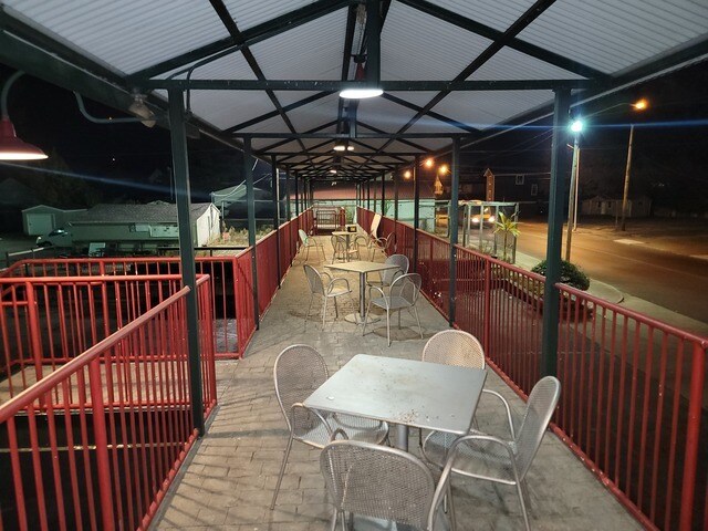 More Photos Of 1500 N E St, Richmond Specialty For Sale