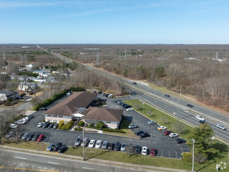 More Photos Of 3771 Nesconset Hwy, South Setauket Medical For Lease