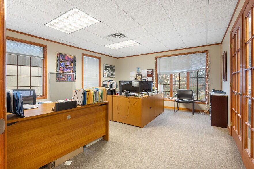 More Photos Of 2622 South Ave, Wappingers Falls Office For Sale