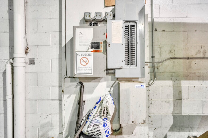 More Photos Of 4878 Van Epps Rd, Brooklyn Heights Manufacturing For Sale