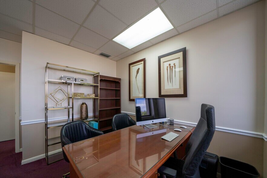 More Photos Of 3949 Evans Ave, Fort Myers Medical For Lease