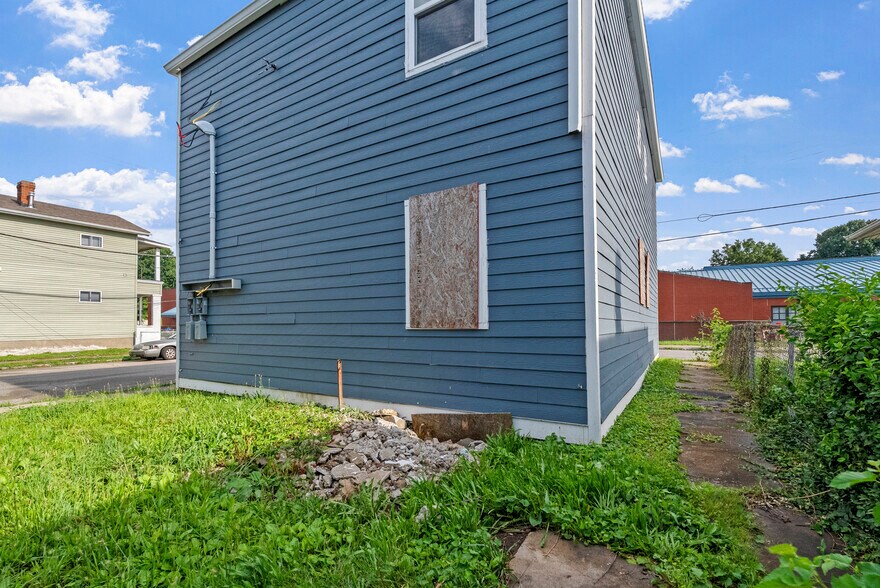 More Photos Of 330 N 29th St, Louisville Multifamily For Sale