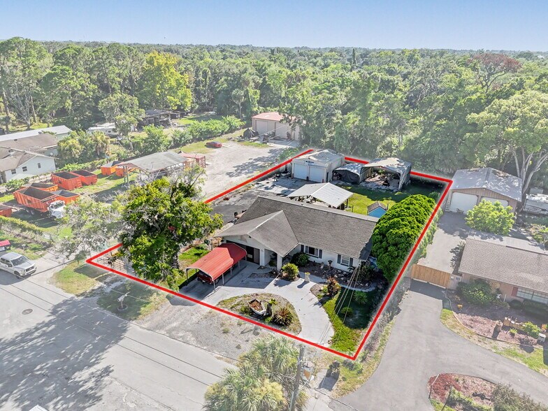 More Photos Of 7813 Leo Kidd Ave, Port Richey Flex For Sale