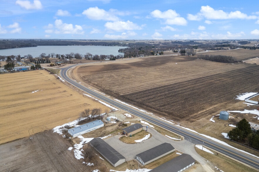 More Photos Of 1275 Margaret st, Markesan Storefront For Sale