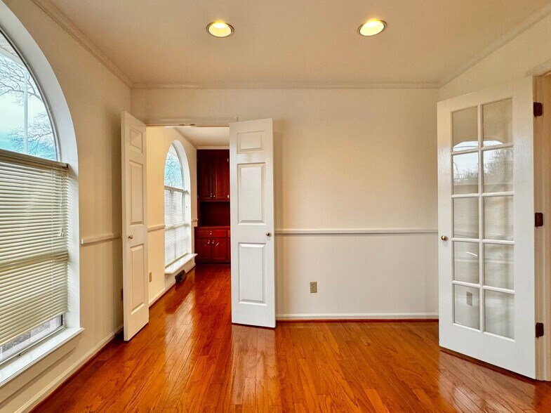 More Photos Of 2820 Hydraulic Rd, Charlottesville Apartments For Lease