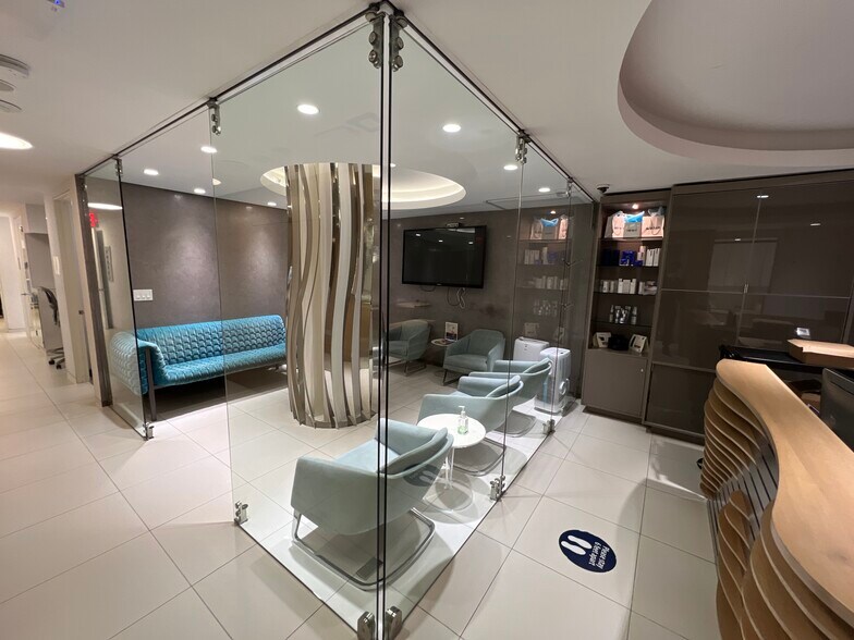 More Photos Of 1111 Park Ave, New York Apartments For Sale