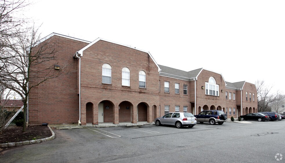 More Photos Of 1086-1092 Stelton Rd, Piscataway Medical For Lease