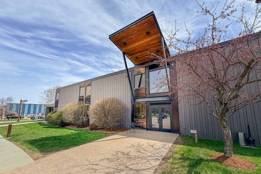 Primary Photo Of 266 Queen City Park Rd, Burlington Industrial For Lease