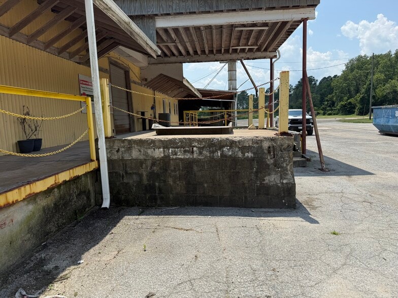 More Photos Of 28536 US Highway 264 E, Belhaven Industrial For Sale