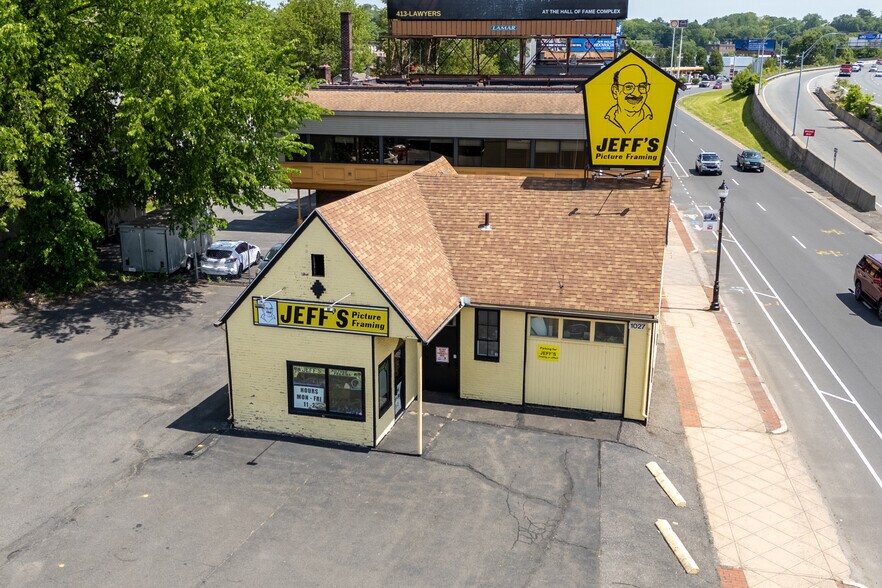 More Photos Of 1027 Columbus Ave, Springfield Freestanding For Sale