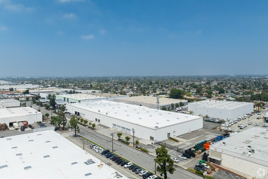 More Photos Of 15245-15325 E Stafford St, City of Industry Warehouse For Sale