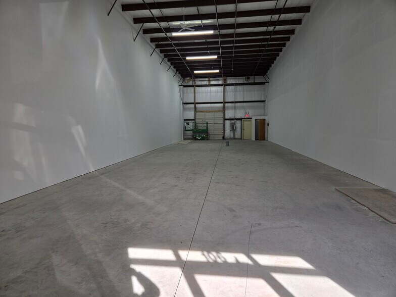 More Photos Of 8274 Lokus Rd, Odenton Unknown For Lease