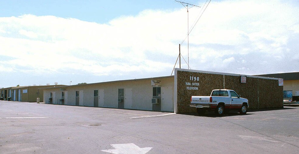 More Photos Of 1182-1200 Market St, Yuba City Warehouse For Lease