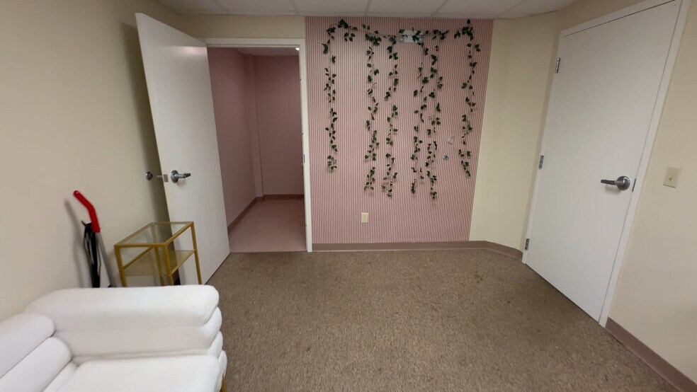 Primary Photo Of 464 Wolcott Rd, Wolcott Office For Lease