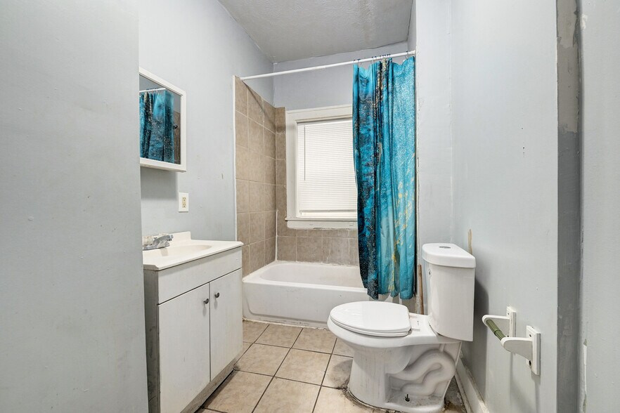 More Photos Of 14120 Superior Rd, Cleveland Multifamily For Sale