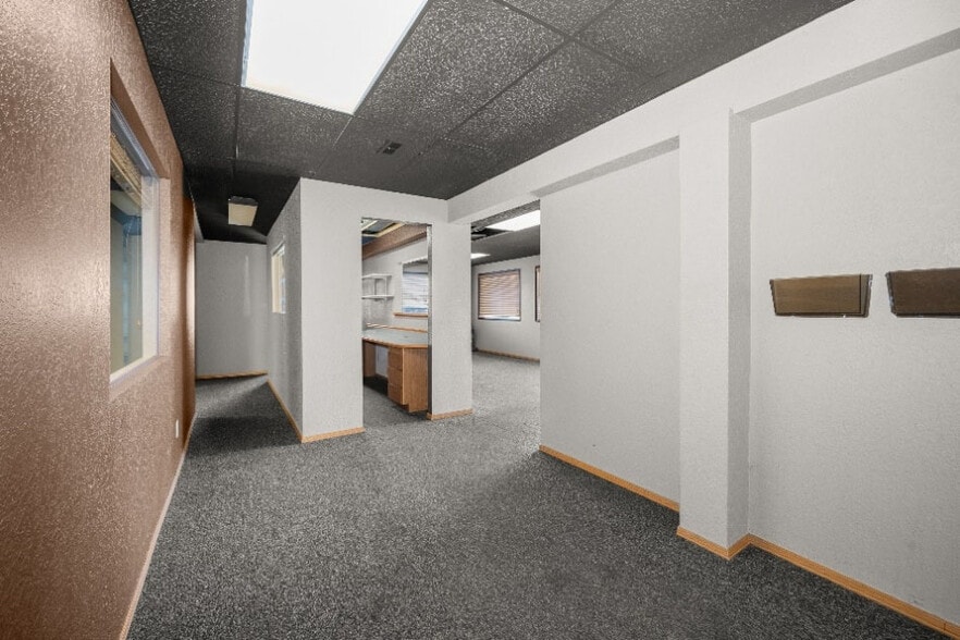 More Photos Of 1211 W Northwest Blvd, Spokane Storefront Retail Office For Lease