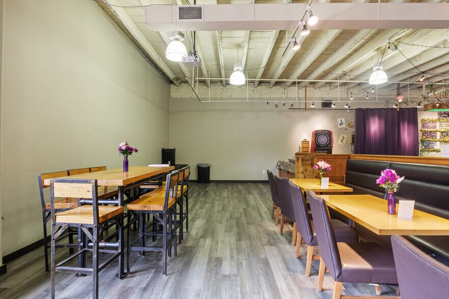 More Photos Of 7909 High School Rd, Elkins Park Restaurant For Sale