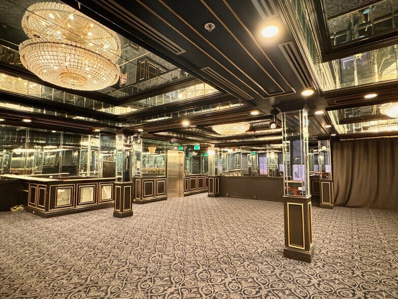 More Photos Of 118 Main St, Central City Storefront For Sale