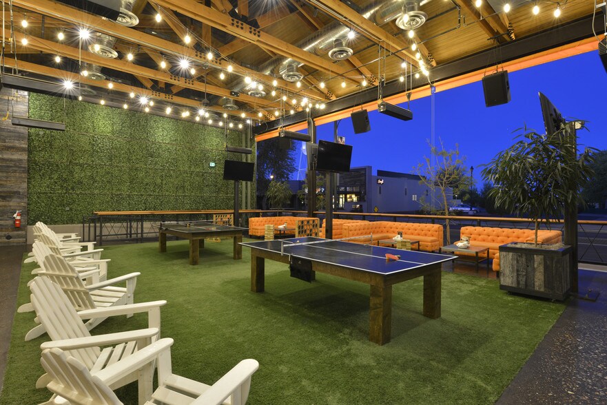 More Photos Of 323 N Gilbert Rd, Gilbert Restaurant For Sale