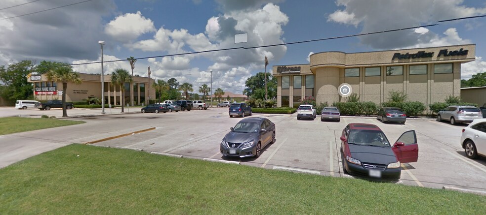 More Photos Of 1844 & 1846 Interstate 10 S, Beaumont Medical For Sale