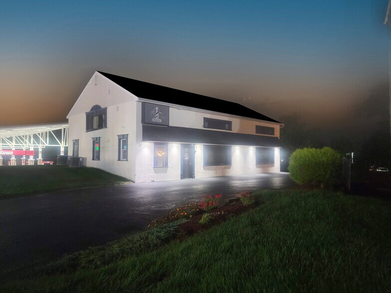 More Photos Of 909 Bustleton Pike, Feasterville Trevose Office For Lease
