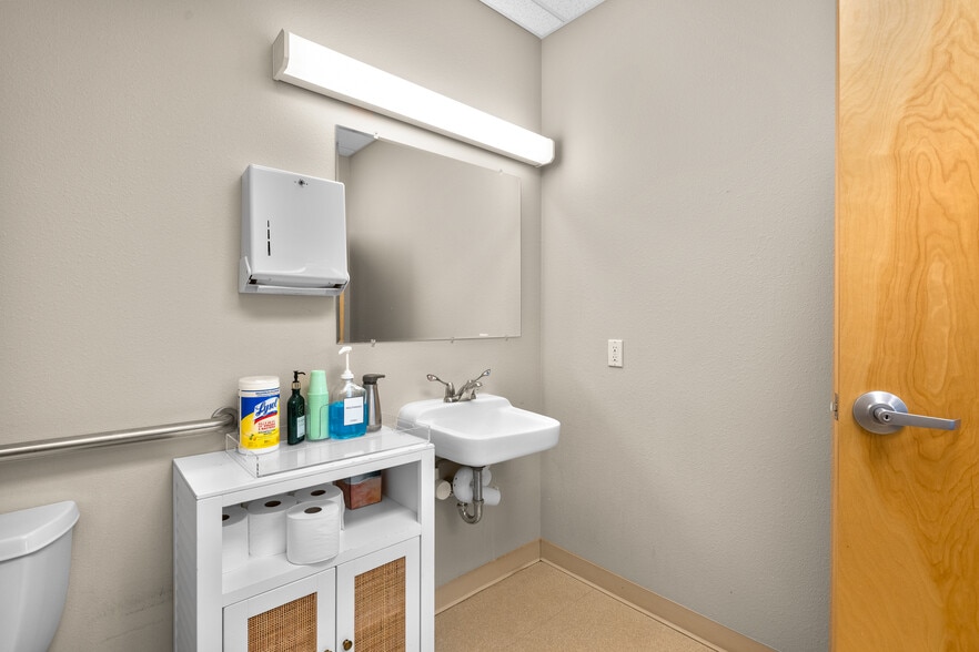 More Photos Of 195 Commons Loop, Kalispell Medical For Sale