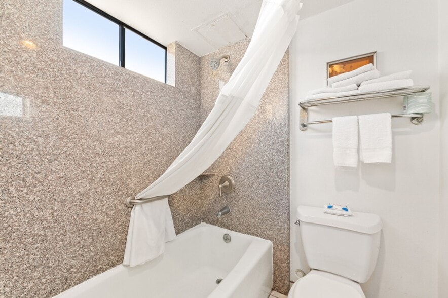 More Photos Of 2156 E Colorado Blvd, Pasadena Hotel For Sale