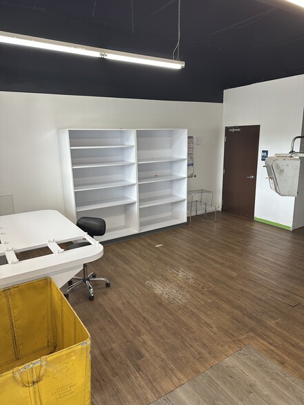 More Photos Of 3571 S Tower Rd, Aurora Storefront For Lease