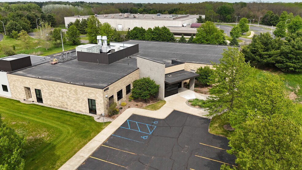 More Photos Of 4502 Campus Dr, Kalamazoo Medical For Sale