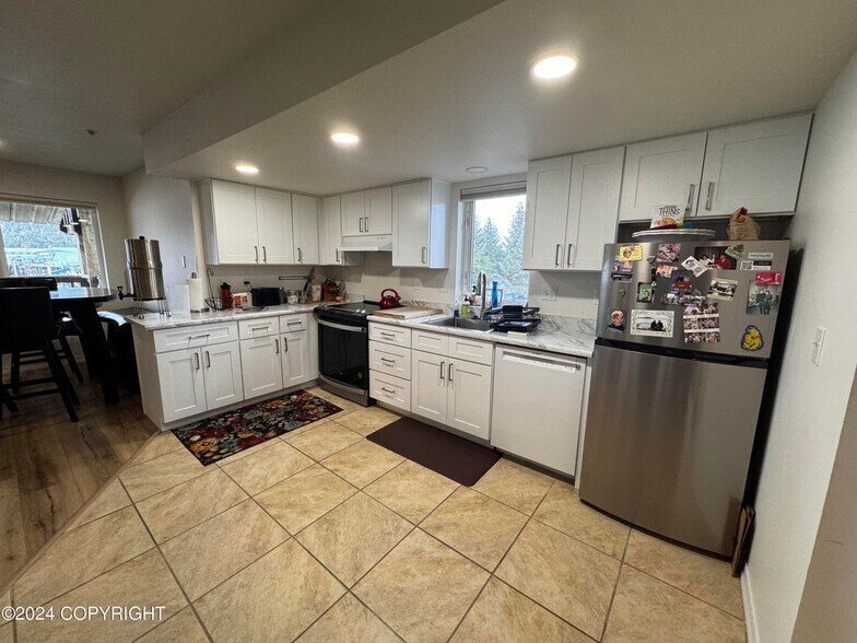 More Photos Of 22 S Sing Lee Aly, Petersburg Apartments For Sale