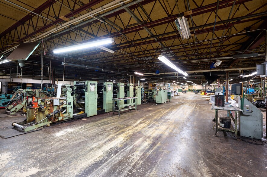More Photos Of 352 Center St, Caledonia Manufacturing For Sale