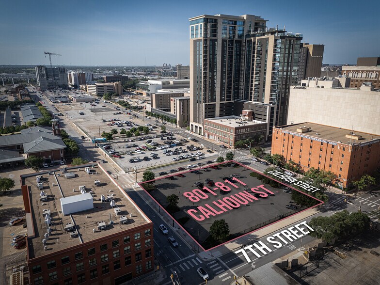 More Photos Of 801-811 Calhoun St, Fort Worth Land For Sale