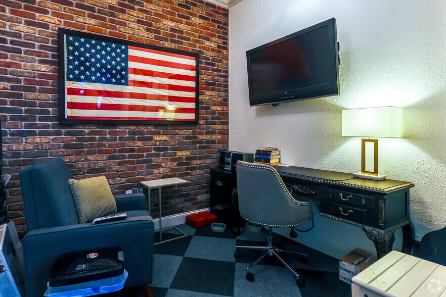 More Photos Of 3600 Eldorado Pky, McKinney Medical For Lease